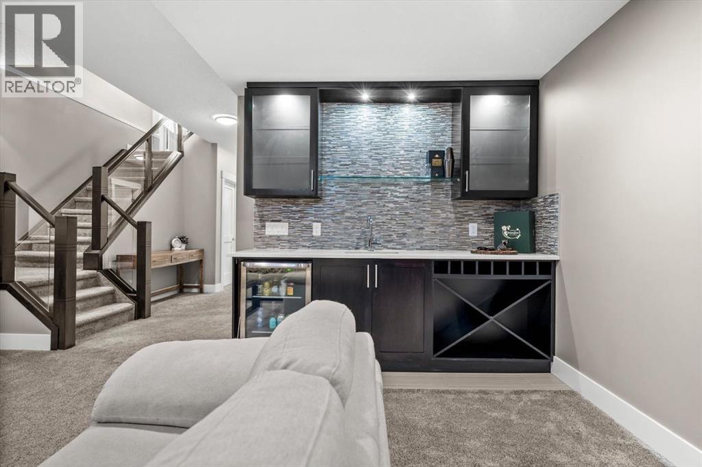 449 28 Avenue NW - 36