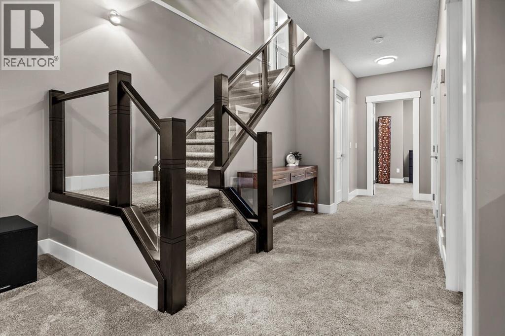 449 28 Avenue NW - 37