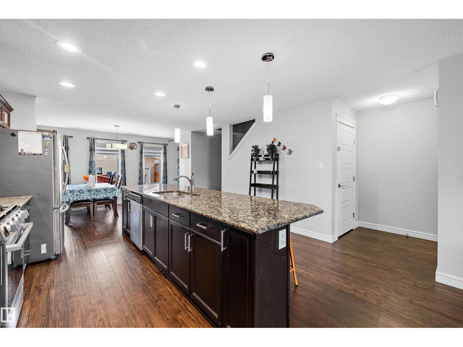1563 TAMARACK BV NW - Image 10