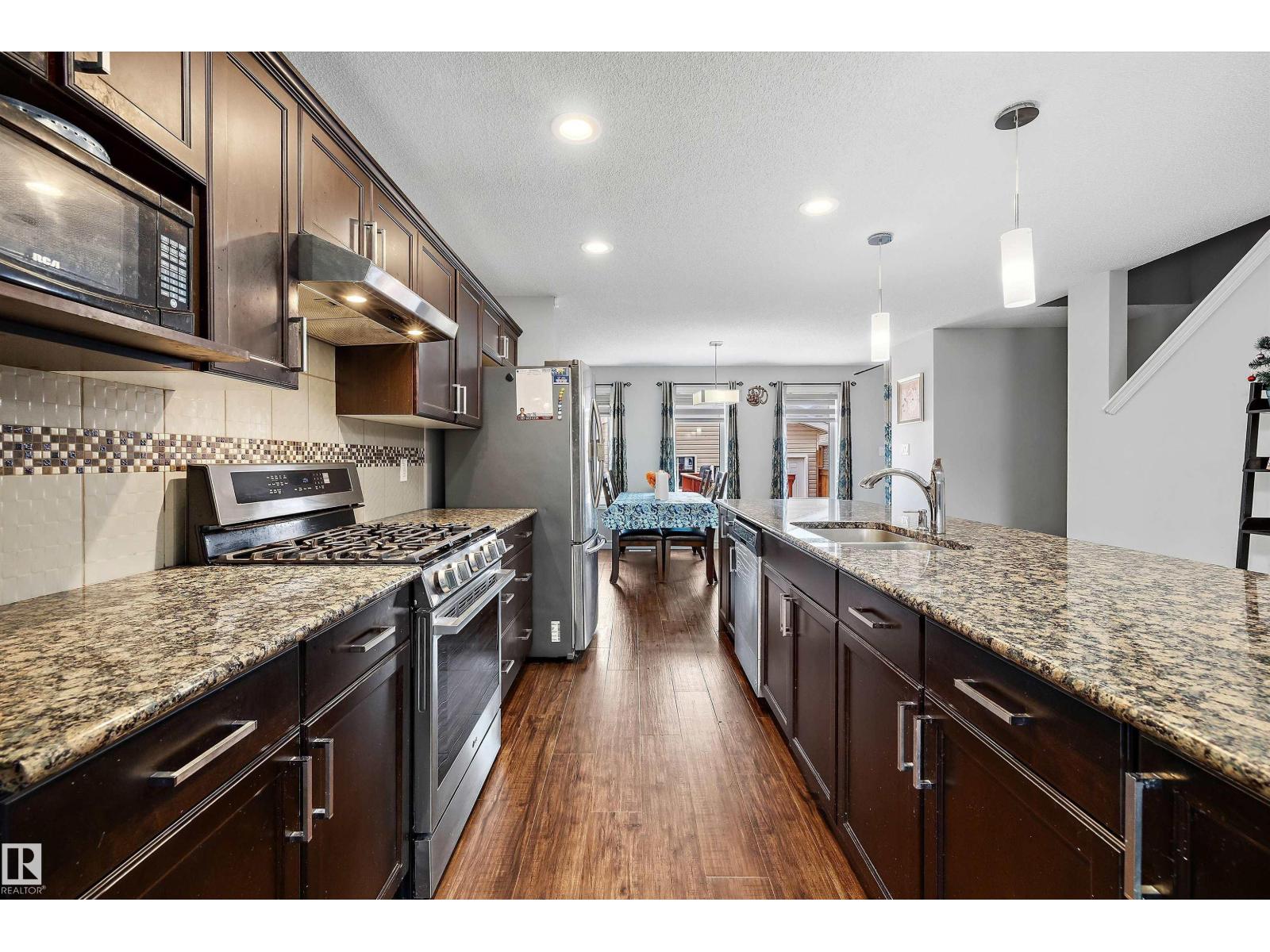1563 TAMARACK BV NW - Image 11