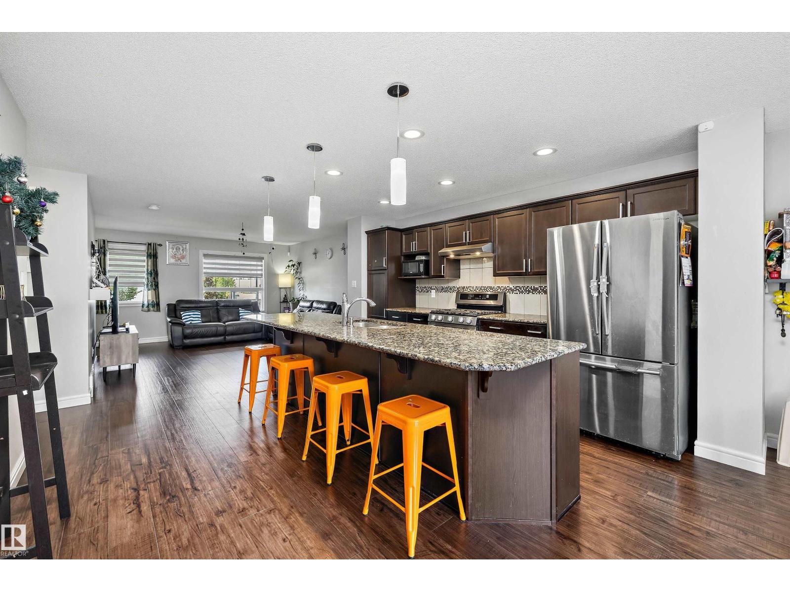 1563 TAMARACK BV NW - 12