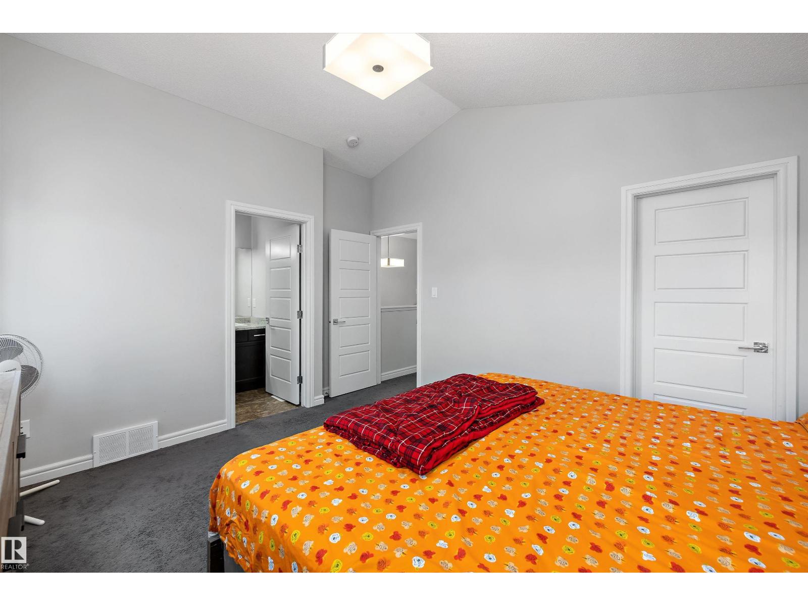 1563 TAMARACK BV NW - Image 30