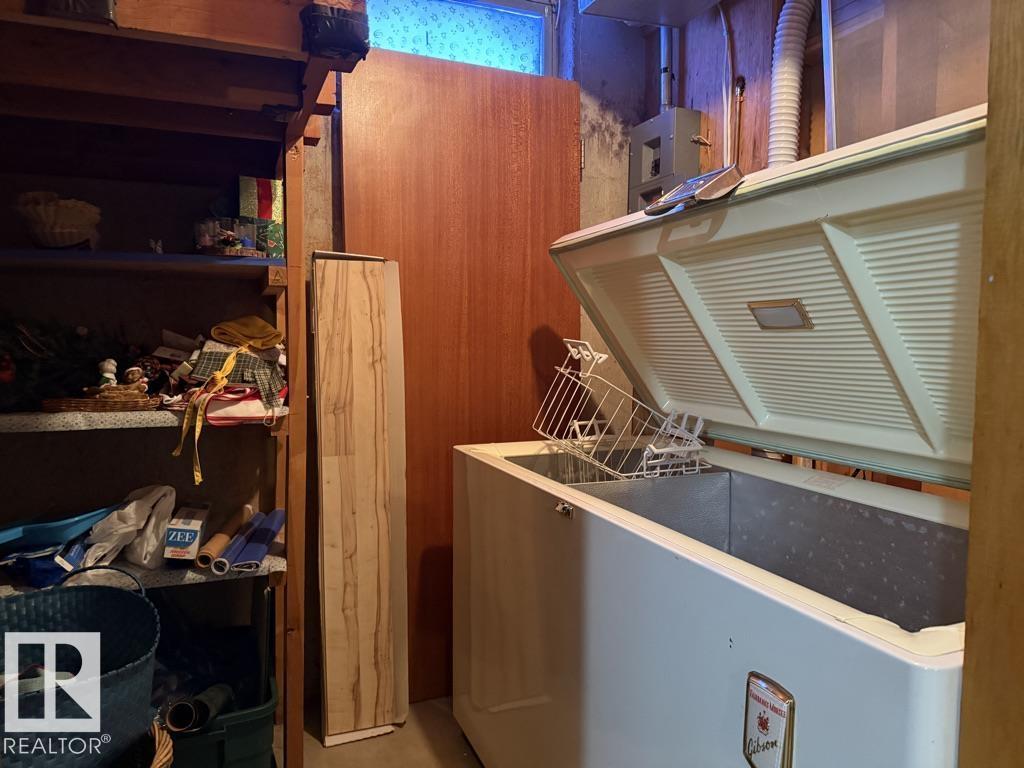 9908 96A Avenue - Image 31