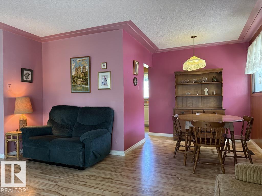 9908 96A Avenue - Image 8