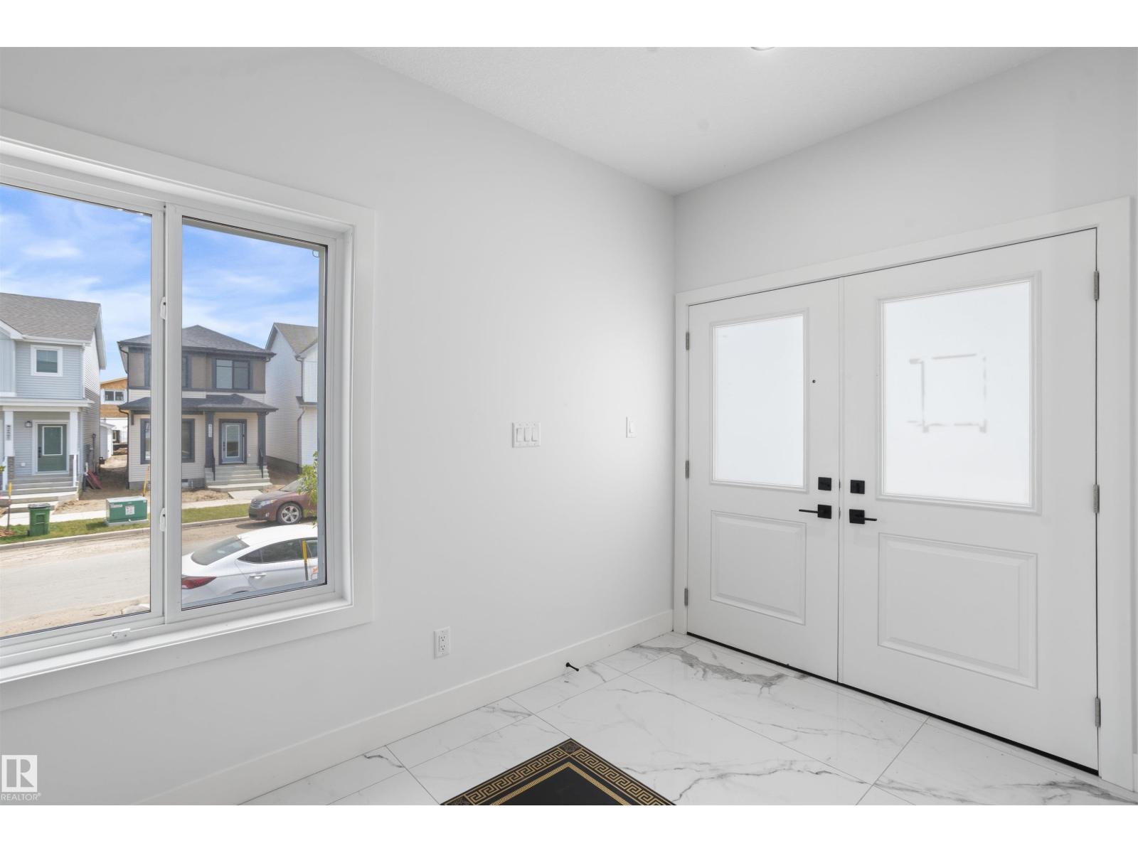 2306 6A AV SW - 5