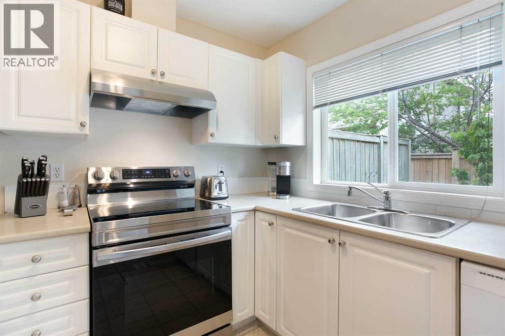79 Citadel Point NW - 11