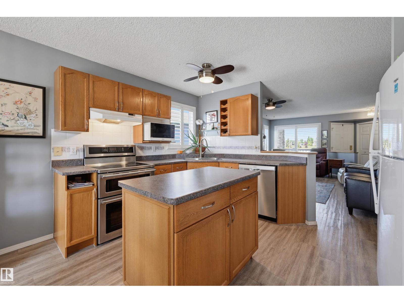 14903 128 ST NW - 10