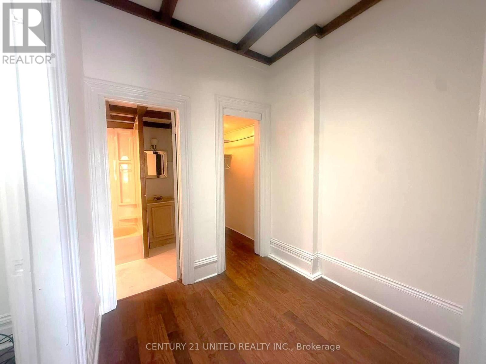 39 KING STREET W - 37