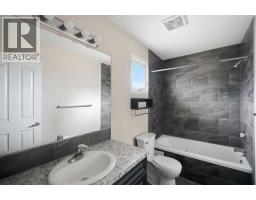 118 Dovertree Place Se, Calgary, AB T2B2K3 Photo 11