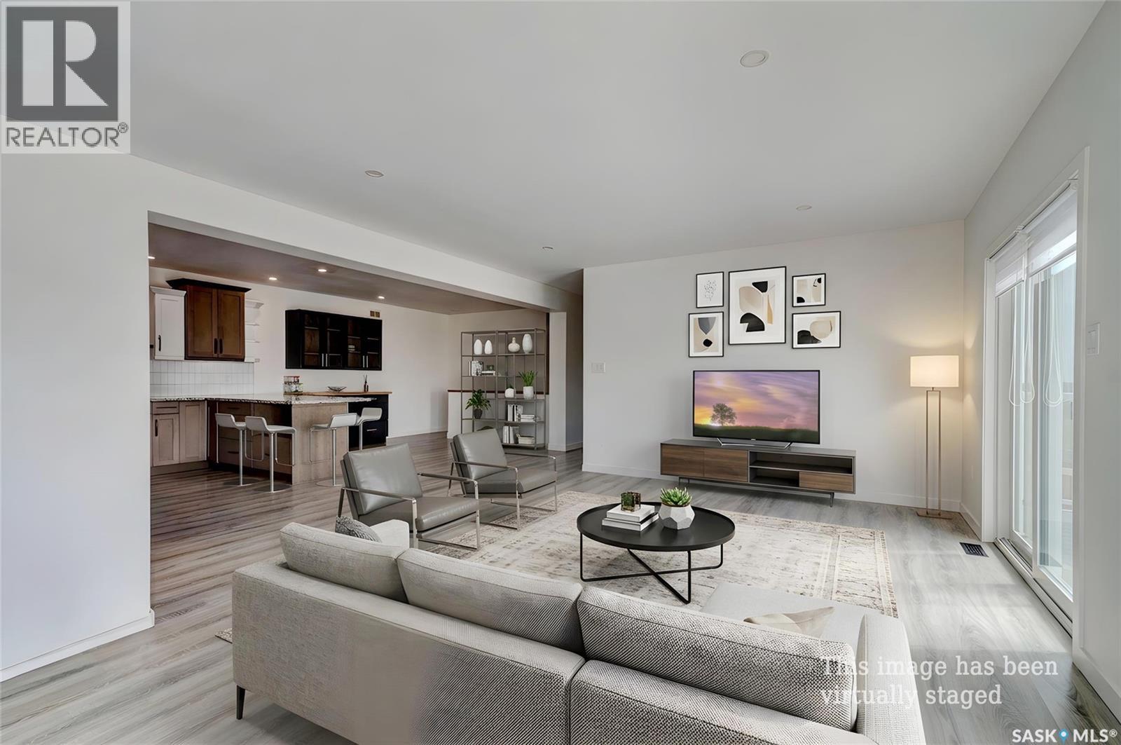 17 Longman DRIVE - 8