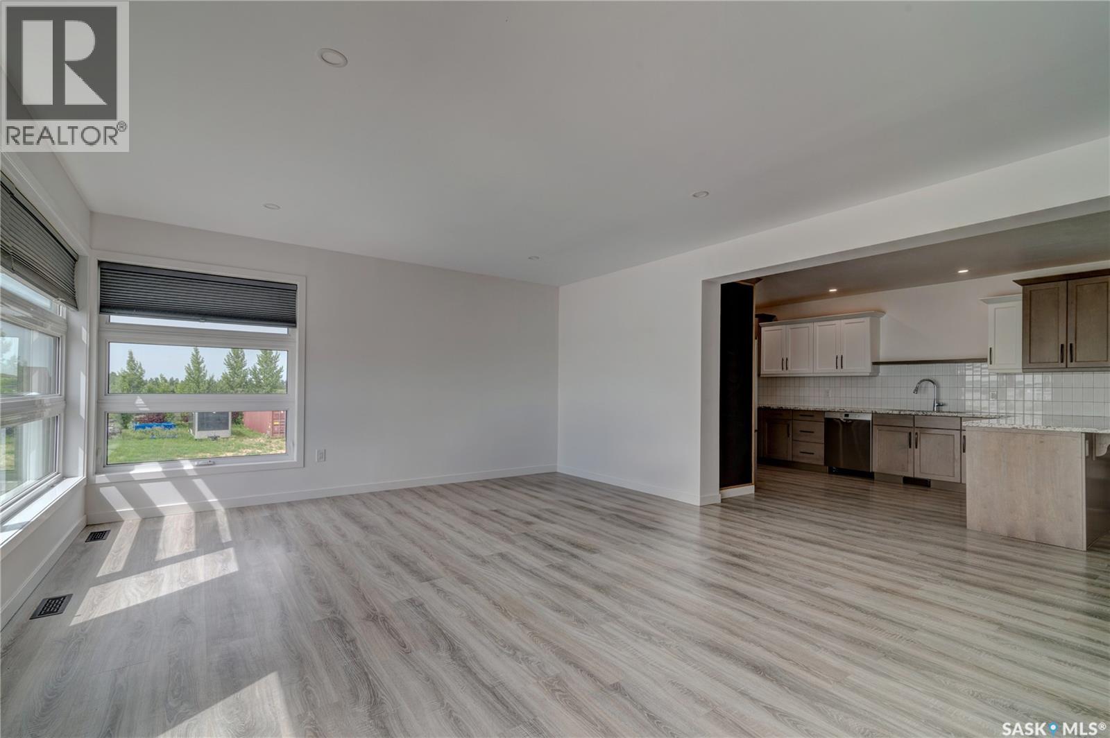 17 Longman DRIVE - 9
