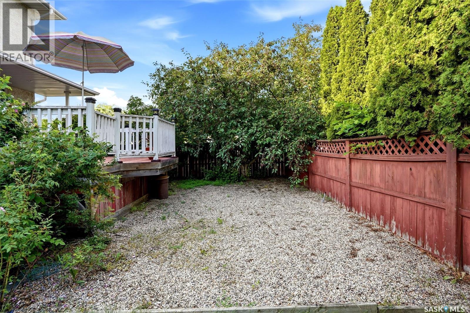 2135 Potts CRESCENT E - Image 65