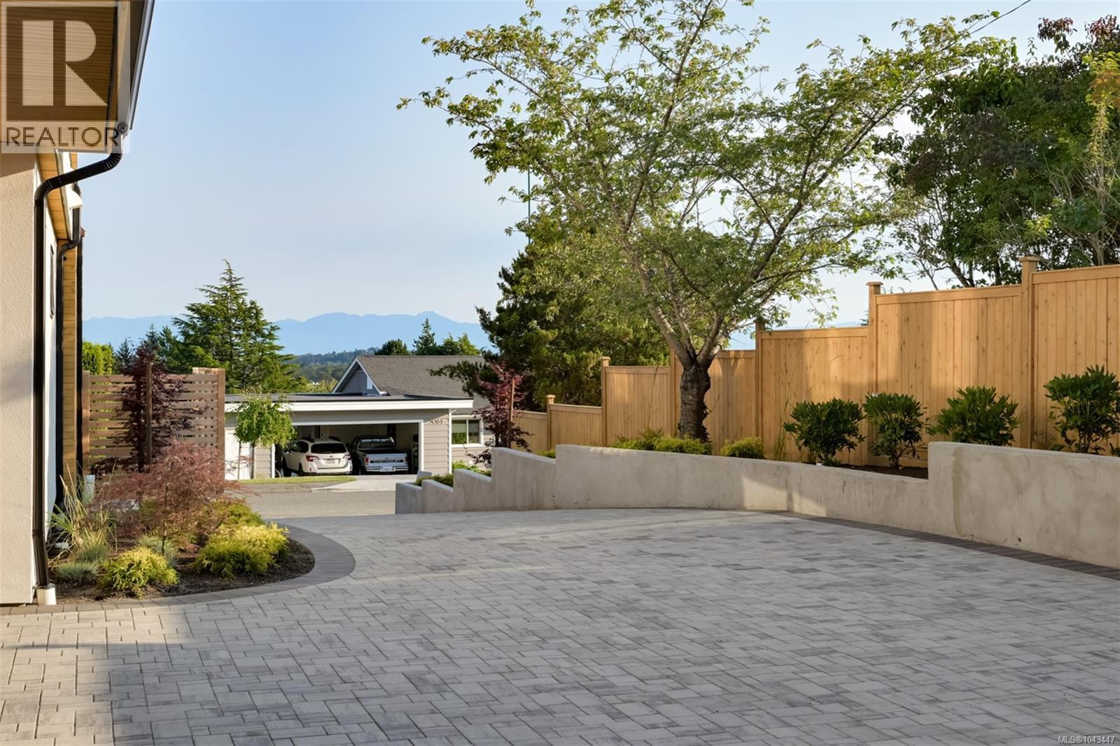 #1 3080 Oakdowne Rd - 62