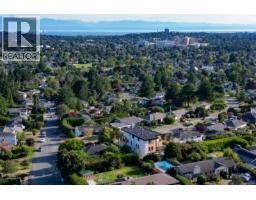 1 3080 Oakdowne Rd, Oak Bay, BC V8R5N9 Photo 64