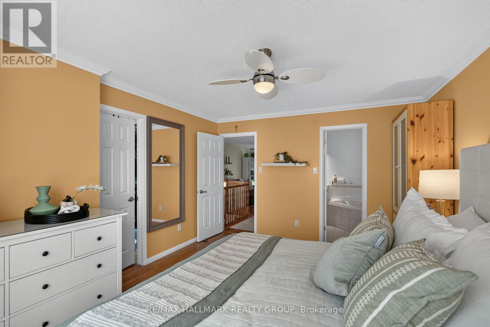 63 PALMADEO DRIVE - 26
