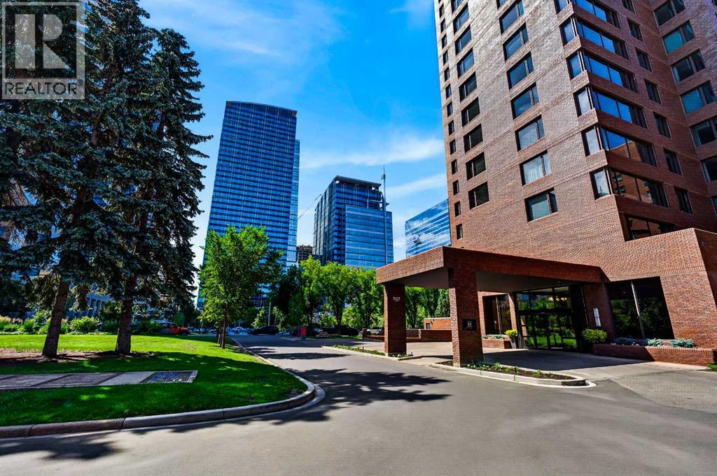 #201A 500 Eau Claire Avenue SW - 40