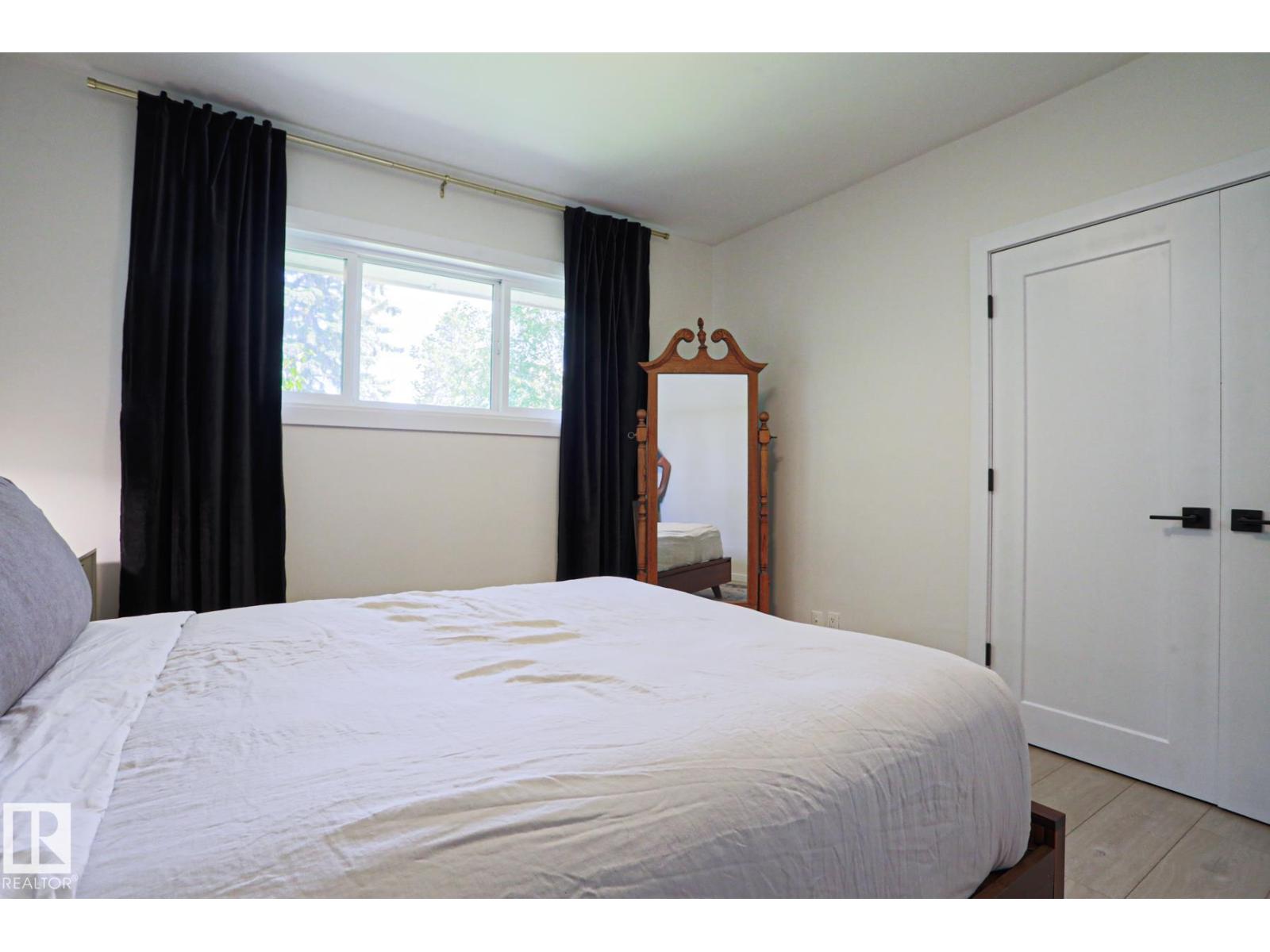 11142 51 ST NW - 11