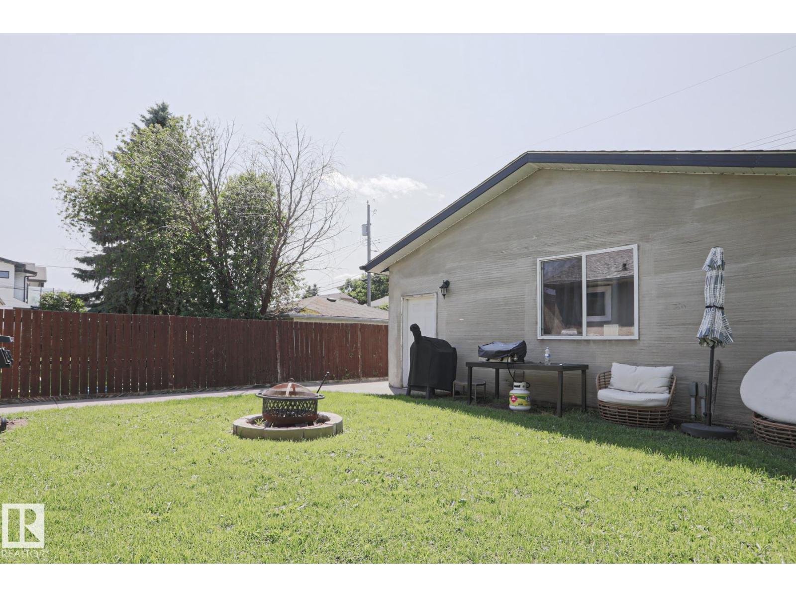 11142 51 ST NW - 28