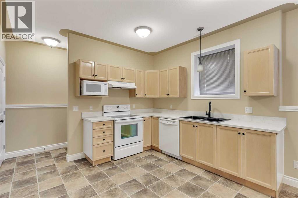 46 Mackenzie Crescent - 37
