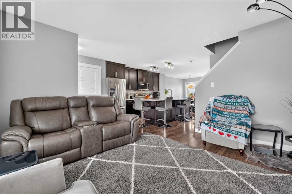 285 Coalbanks Boulevard W - 11