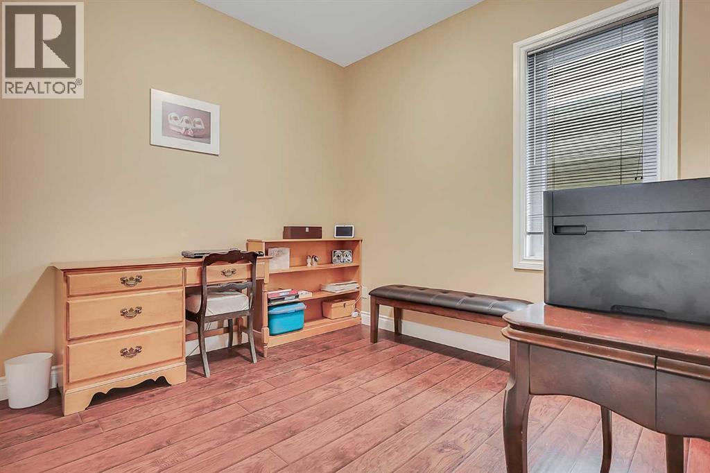 46 Mackenzie Crescent - 25