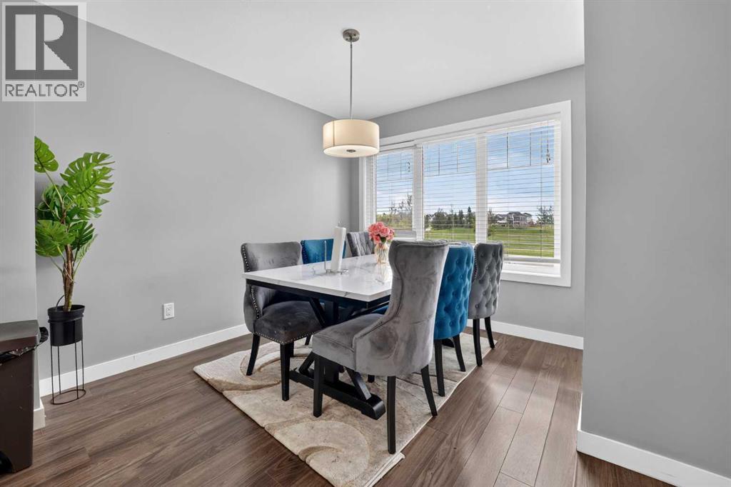 285 Coalbanks Boulevard W - 4
