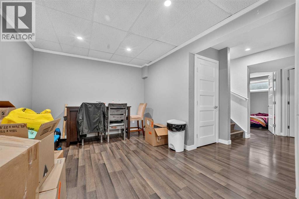 285 Coalbanks Boulevard W - 28