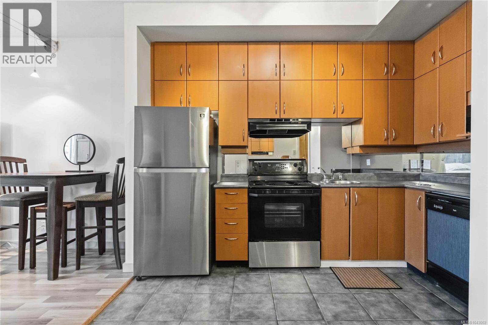 #117 409 Swift St - 10