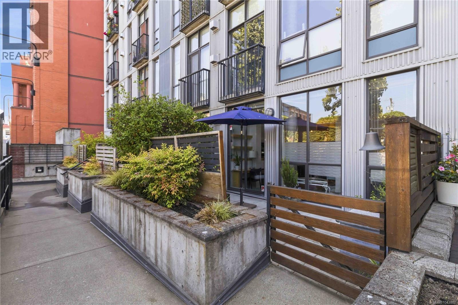 #117 409 Swift St - 18