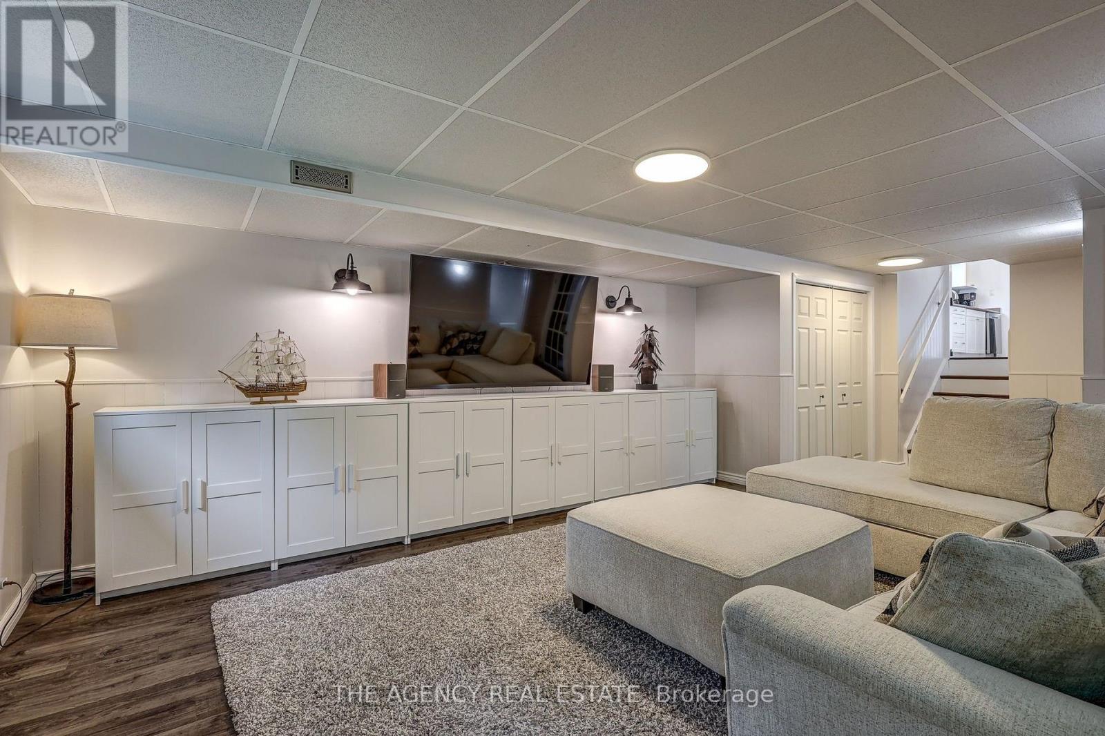 84 ADSWOOD ROAD - 31