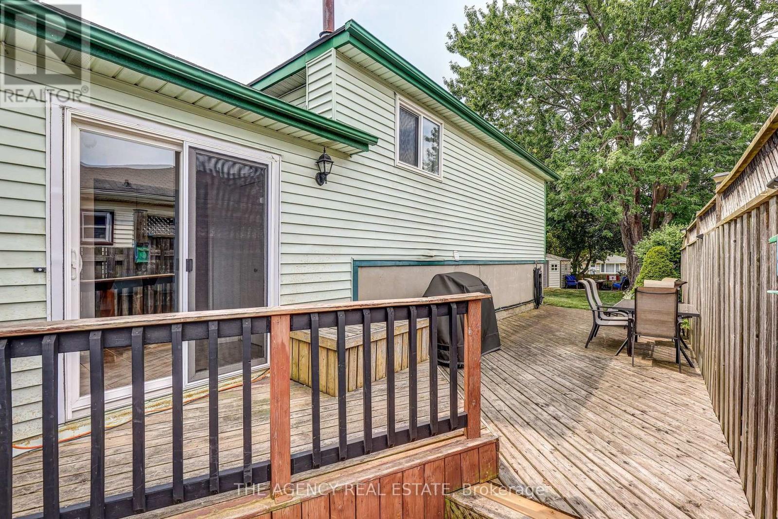 84 ADSWOOD ROAD - 36