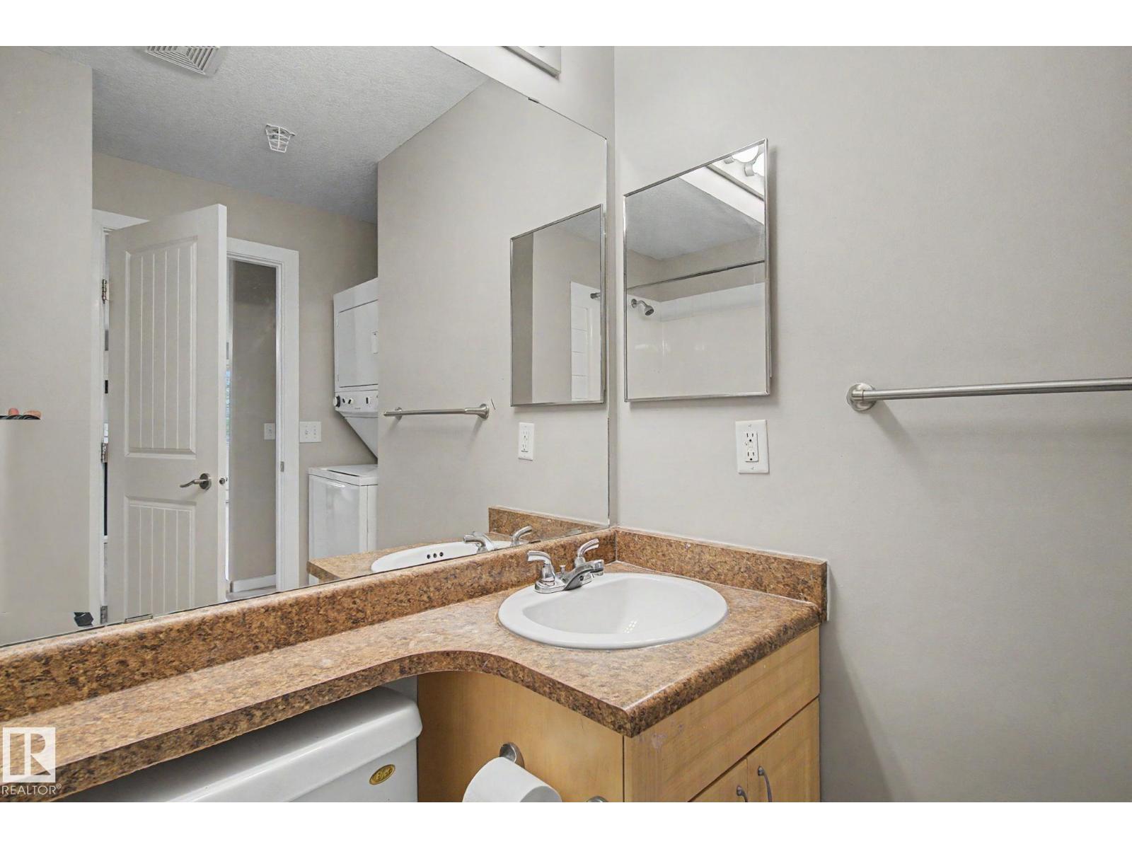 #105 240 SPRUCE RIDGE RD - 23
