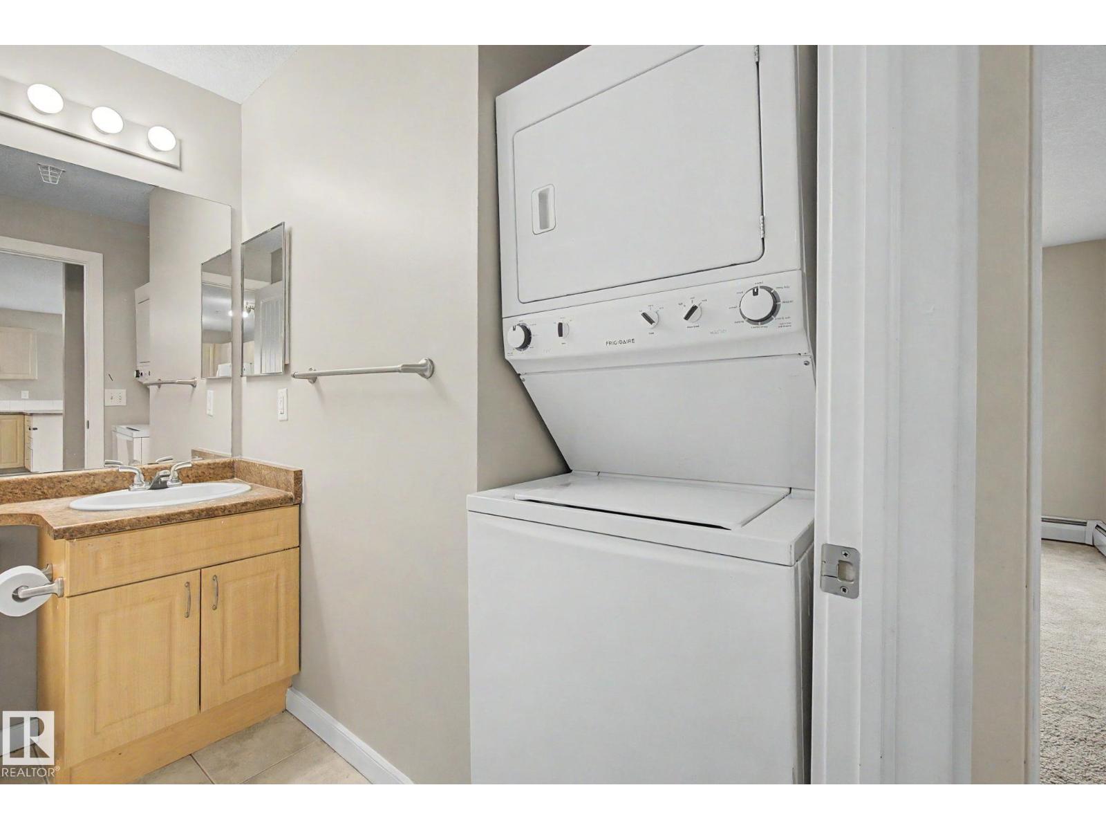 #105 240 SPRUCE RIDGE RD - 24