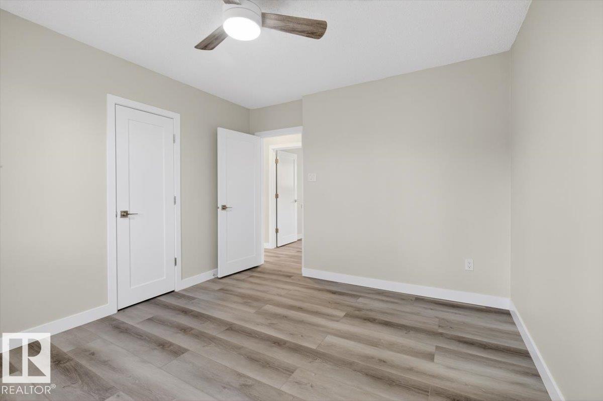 9723 65 AV NW - 38