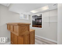9723 65 Av Nw, Edmonton, AB T6E0M4 Photo 32
