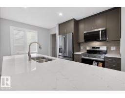 9723 65 Av Nw, Edmonton, AB T6E0M4 Photo 12
