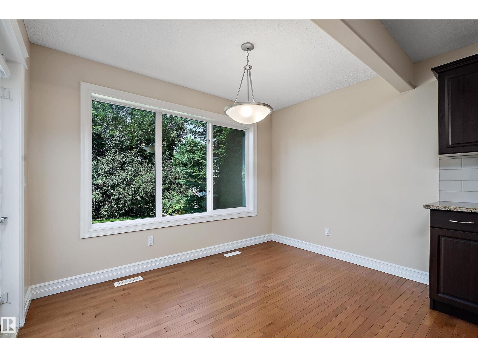 17330 8A AV SW - 12