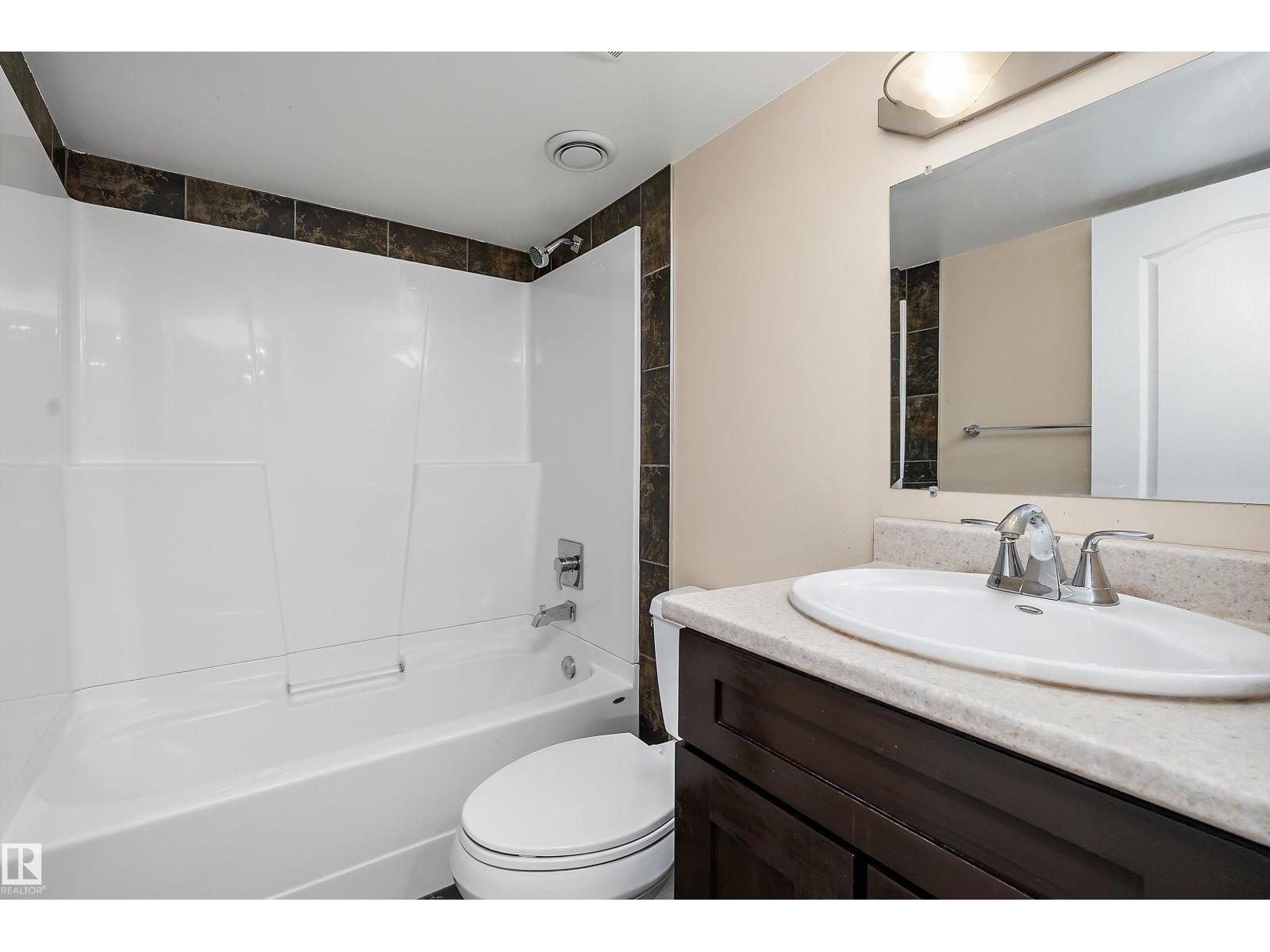 17330 8A AV SW - 35