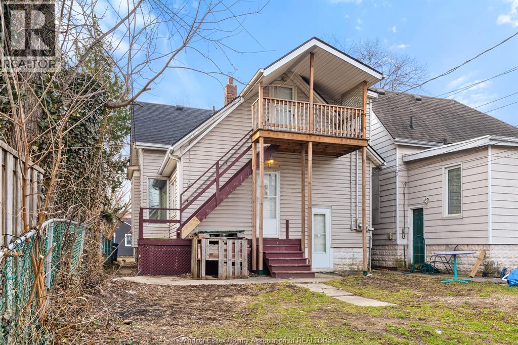 458-460 WAHKETA STREET - 11
