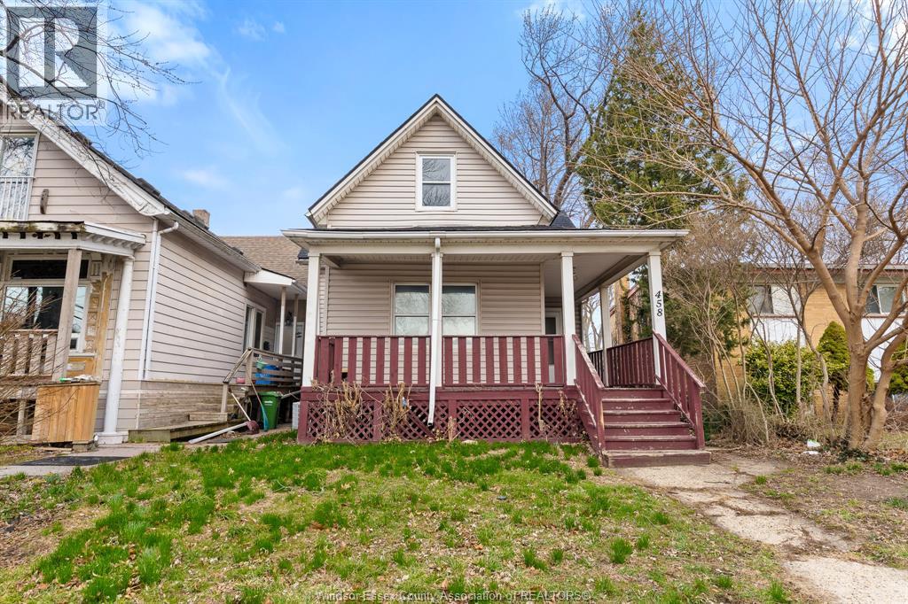 458-460 WAHKETA STREET - 2