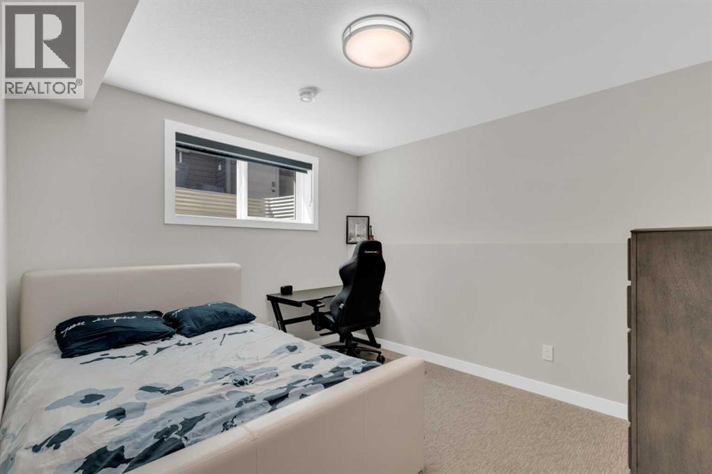 31 Vanson Close - 23