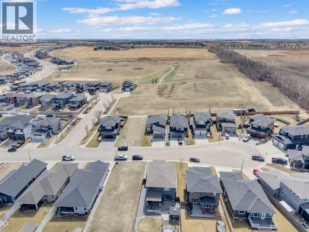 31 Vanson Close - 30