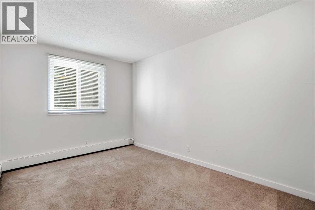 #203B 5601 Dalton Drive NW - 11