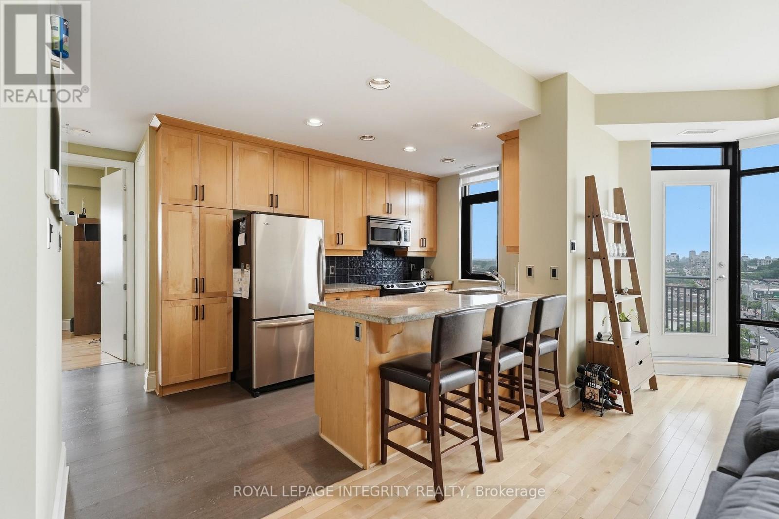 Condos for Rent in Ottawa – 802 – 420 BERKLEY AVENUE, Ottawa – By Peter Sagos - Image 9