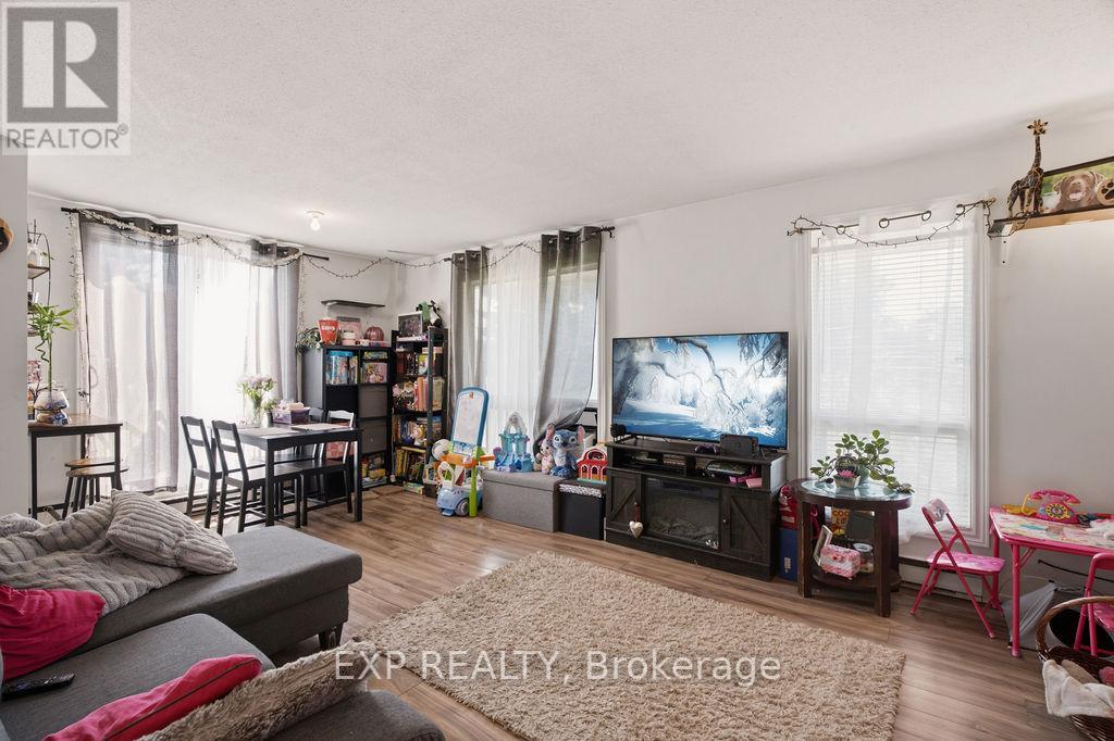 #UNIT #56 1704 TANGUAY COURT - 17