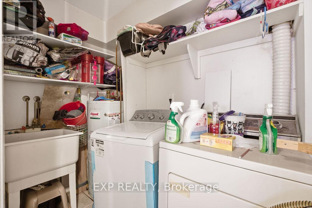 #UNIT #56 1704 TANGUAY COURT - 34