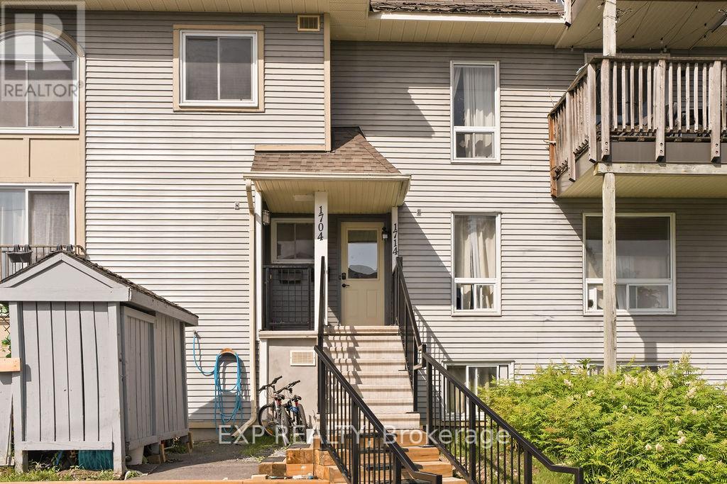 #UNIT #56 1704 TANGUAY COURT - 5
