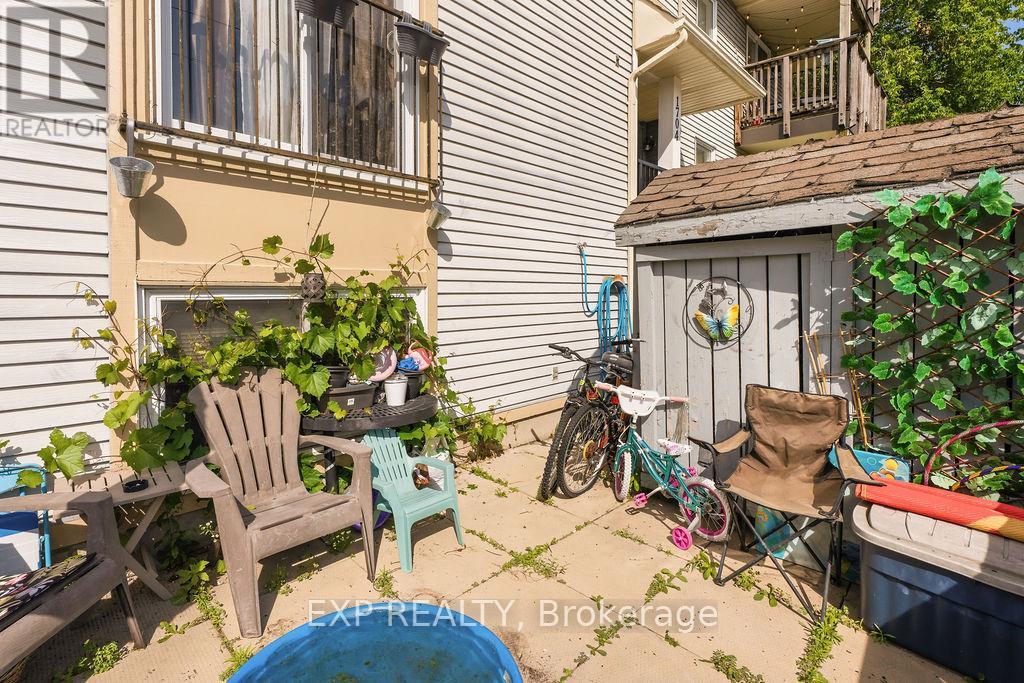 #UNIT #56 1704 TANGUAY COURT - 9