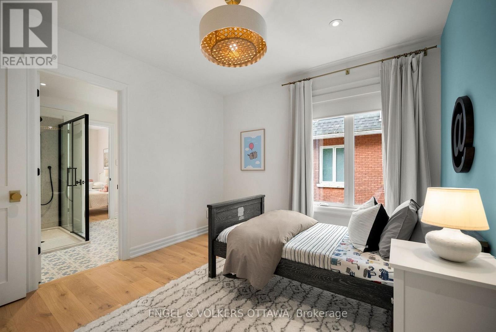5 Bed, 5 Bath House for Sale in Ottawa – 31 WOODLAWN AVENUE, Ottawa – MLS# X13574792 - Image 27