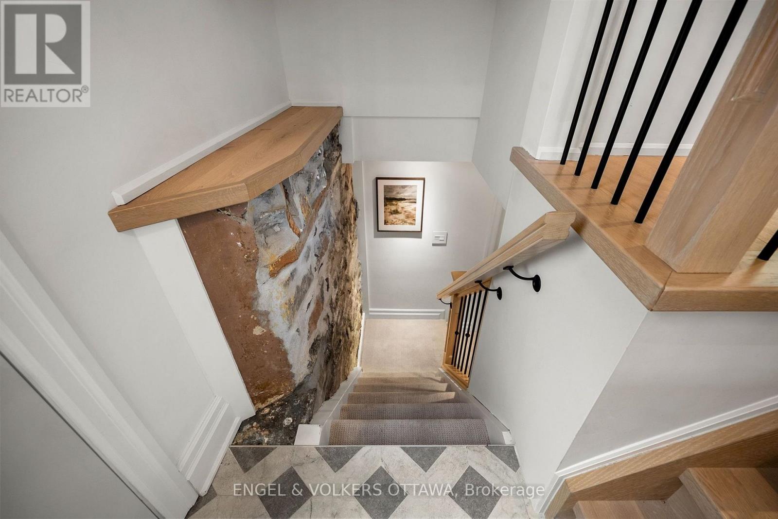 5 Bed, 5 Bath House for Sale in Ottawa – 31 WOODLAWN AVENUE, Ottawa – MLS# X13574792 - Image 43